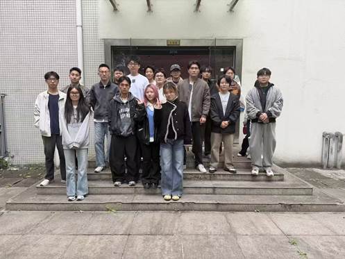 557a044243134f1bd4f996ef6014a81d